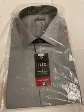 Mens Van Heusen dress shirt NEW